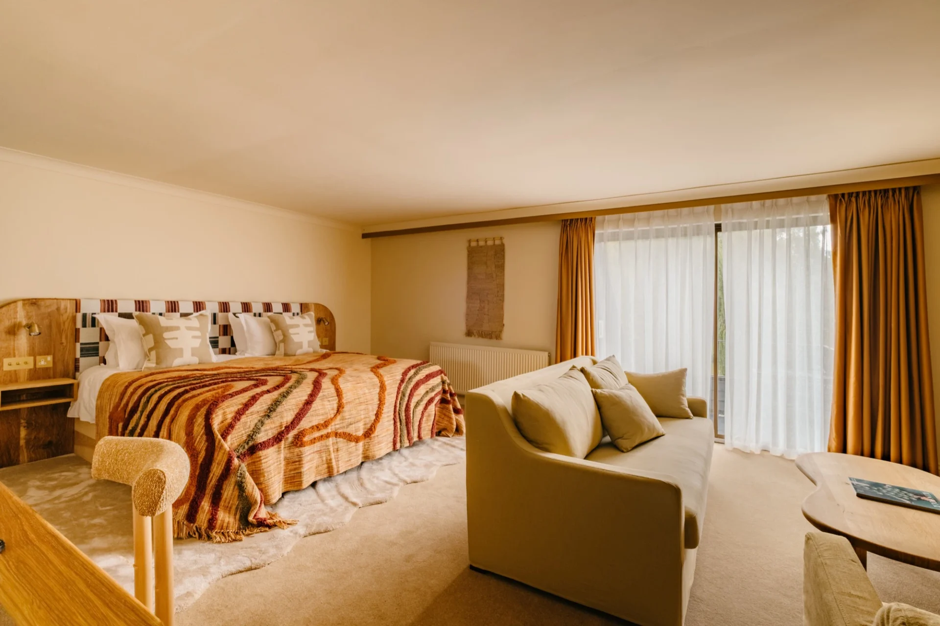 A guest room at Crafted at Powdermills